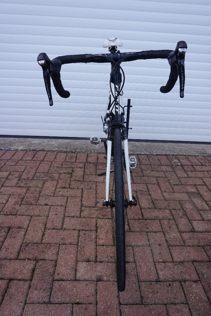 Road Bike - Giant Defy 0 (2015) M/L 
